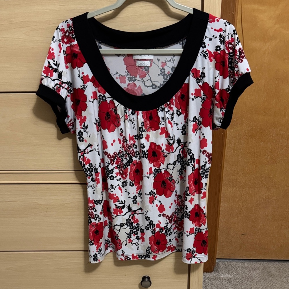 Van Heusen Red and Black Floral Women's Top